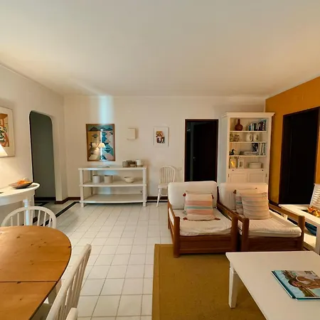 T2 Sobre A - Albufeira/olhos De Agua Tatil Evi