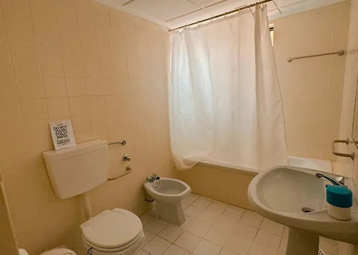 T2 Sobre A - Albufeira/olhos De Agua *